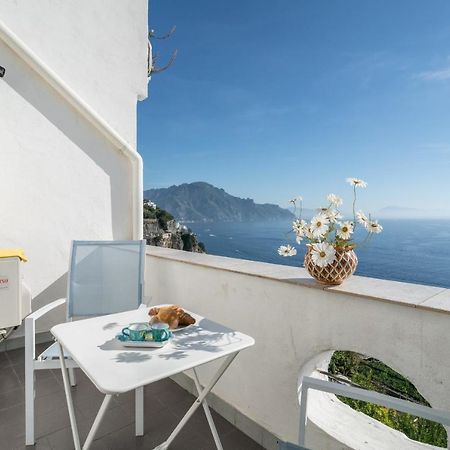 Casa Novella Villa Amalfi Exteriör bild